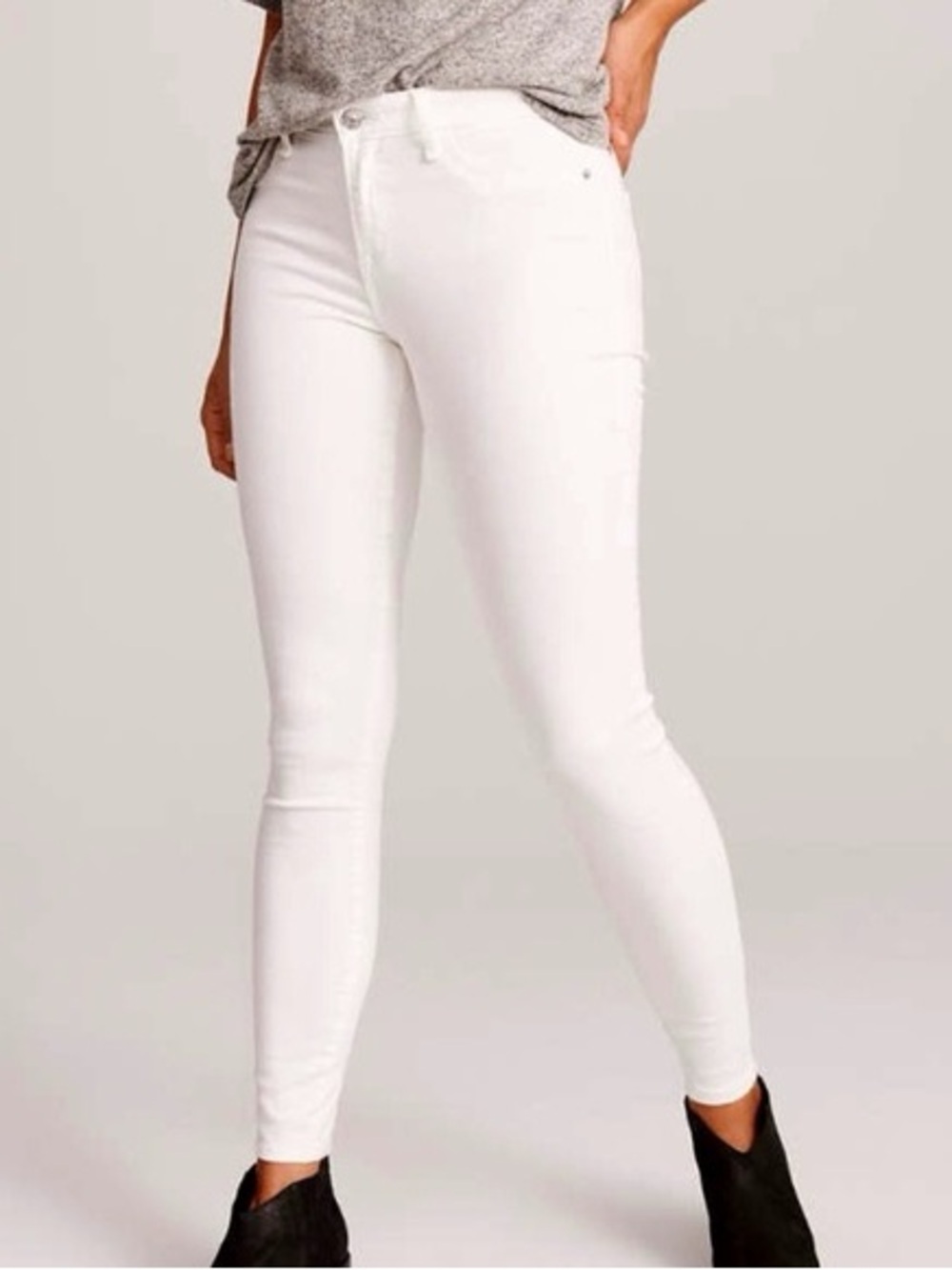 Abercrombie and fitch High-Rise White Skinny Women’s Jeans size 24